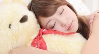 こんな男とは結婚しない!彼女を処女のまま永遠に崇拝し続ける