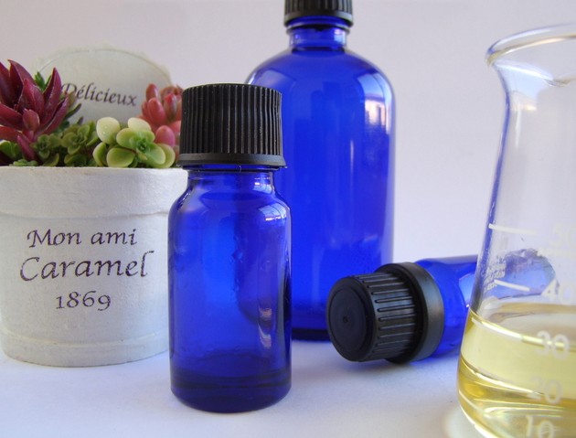 【アーモンド・椿・ホホバ】マイナー美容オイルの効果的な使い方