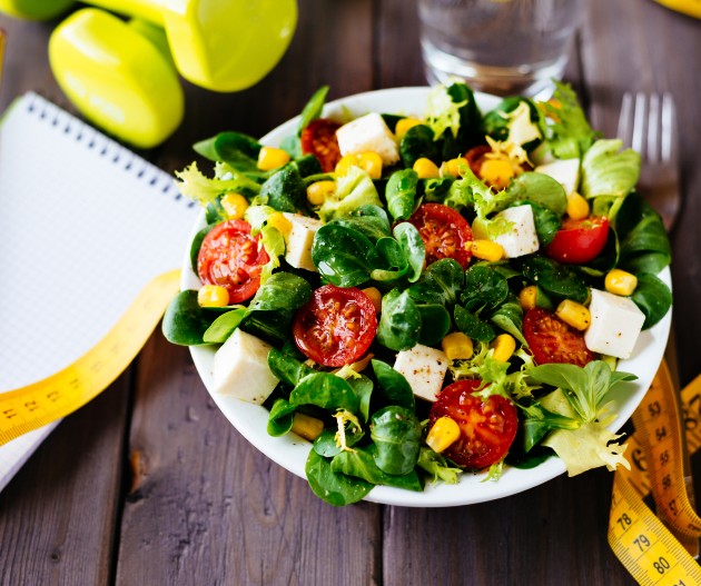 「太りやすい」サラダが判明!ダイエットで注意したいサラダ選び