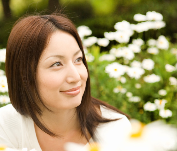 ブスが美女に大変身!海外で急にモテまくる日本人の条件とは?