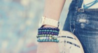 エッジーで女性らしい「カラーストーンアクセサリー」が流行中! エッジーで女性らしい「カラーストーンアクセサリー」が流行中!