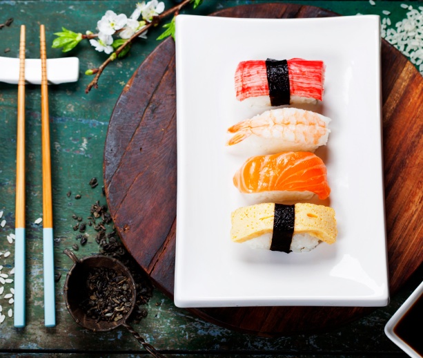 【美肌寿司】せっかくお寿司を食べるなら美容効果バツグンのネタを!7選