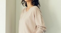 きちんと感も女らしさも欲しい!オフィスコーデに加えたい流行トップス特集 きちんと感も女らしさも欲しい!オフィスコーデに加えたい流行トップス特集
