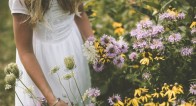 ダイエットや美白効果も?プロ直伝お悩み別「女性に嬉しいハーブティー」とは