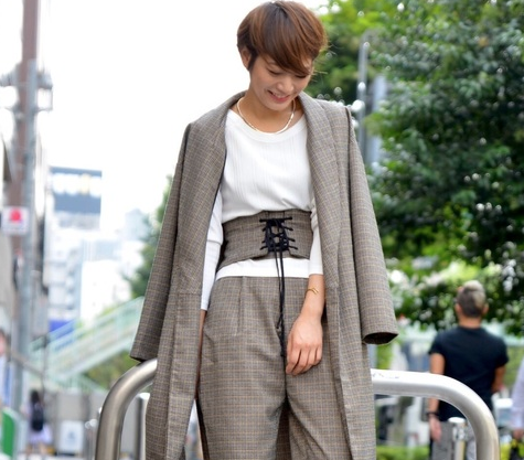 キュッと細見え♡簡単におしゃれ度アップが叶う「コルセット」コーデ集