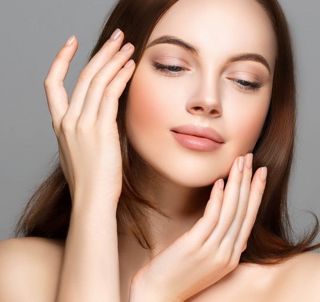 超乾燥肌もしっとり潤う♡皮膚科医おすすめの最強保湿スプレーとは?