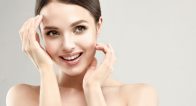 美人をつくるのはちょっとした意識!左右対称に導く「顔の歪み解消法」