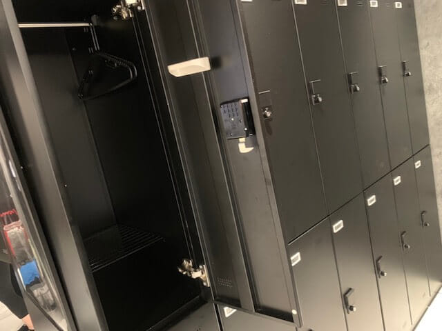 burnesstyle-ginza-locker