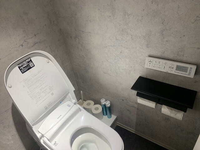burnesstyle-ginza-toiletroom