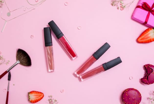 ジューシーな色っぽ唇をキープ！新作プチプラリップティントまとめ