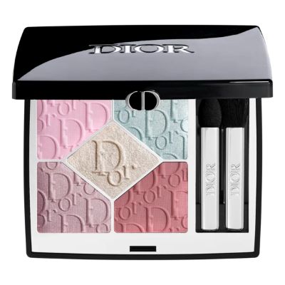 《Dior》春のきらめき溢れるパステルカラーの世界を表現